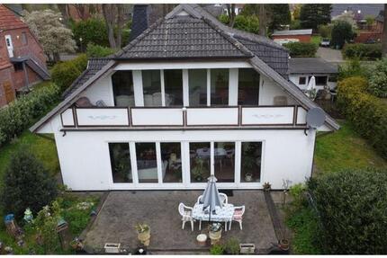 Reeßum - Große 4,5 Zimmer Erdgeschosswohnung (GaragenKamin) 4 zimmer