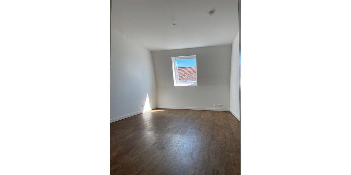 Dachgeschoßwohnung Fürstenwalde (Spree) - 3 Zimmer, 91 m&sup2;, 956&euro; | Angebot:26382789