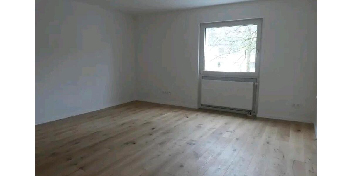 Etagenwohnung Wiesbaden Biebrich - 4 Zimmer, 81 m&sup2;, 1.500&euro; | Angebot:25813611