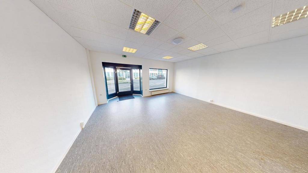 Gewerbeobjekt Chemnitz Zentrum - 4 Zimmer, 120 m&sup2;, 725&euro; | Angebot:26826556
