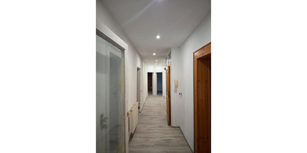 4 Zimmer Große Wochnung EG 4 zimmer