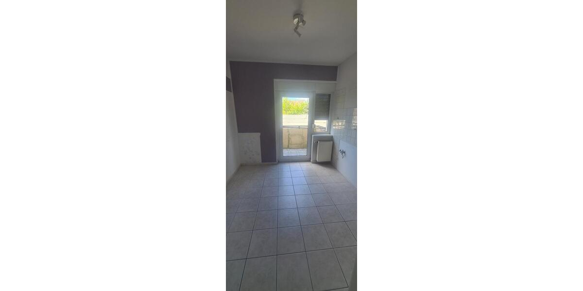 Etagenwohnung Finsterwalde - 3 Zimmer, 69 m&sup2;, 528&euro; | Angebot:26564742