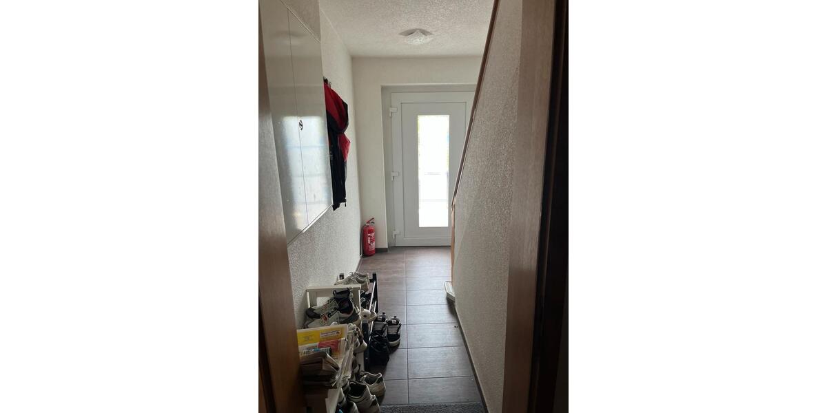 Hochparterre Hilchenbach - 3 Zimmer, 70 m&sup2;, 700&euro; | Angebot:26701758
