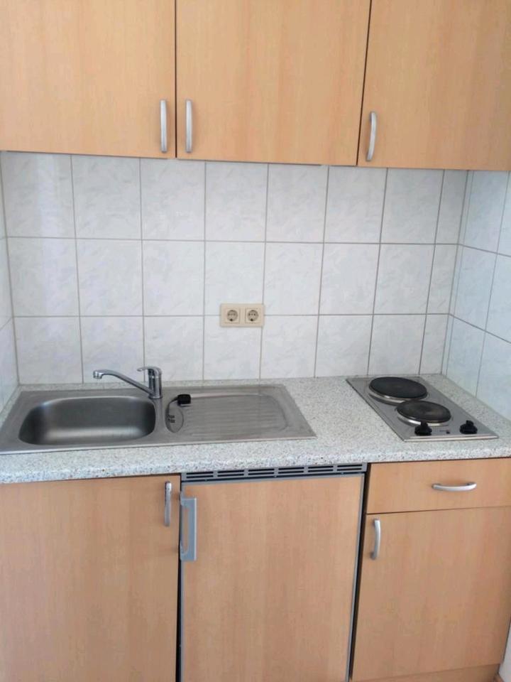 ANFRAGESTOPP Süße DG Wohnung ab Oktober