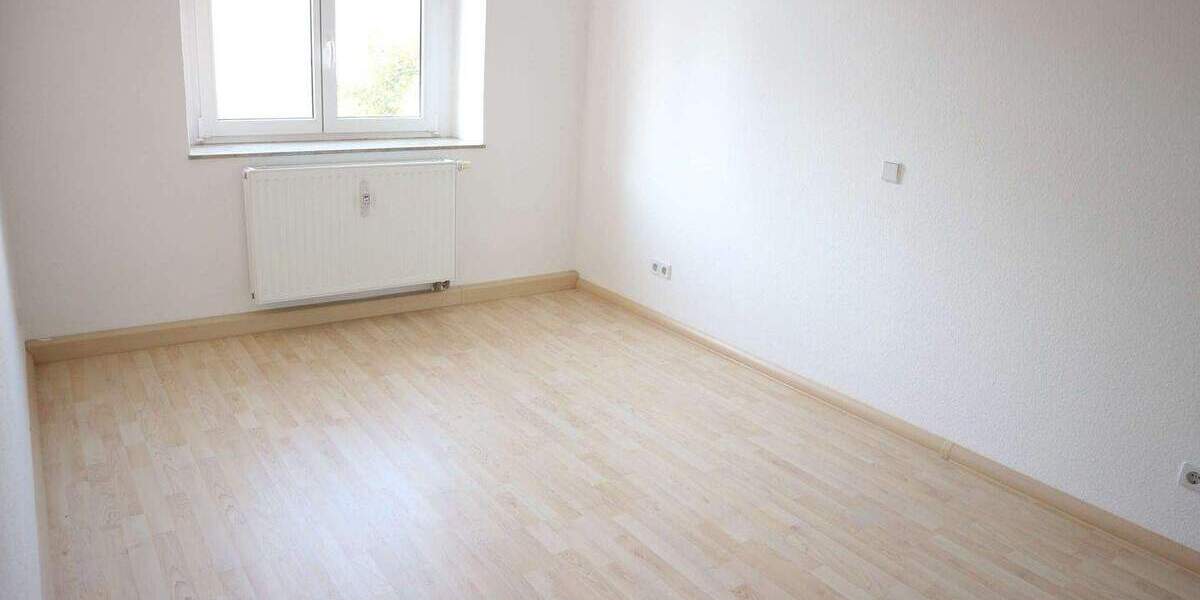 Etagenwohnung chemnitz Lutherviertel - 2 Zimmer, 56 m&sup2;, 331&euro; | Angebot:26758927