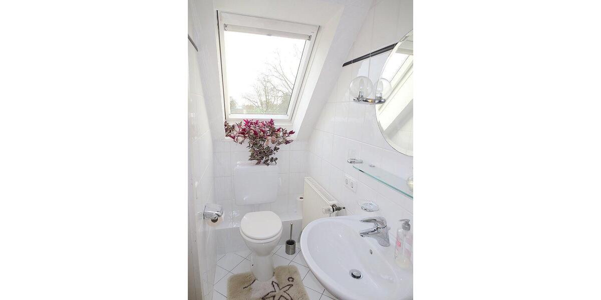 Etagenwohnung Spenge - 1 Zimmer, 33 m&sup2;, 270&euro; | Angebot:26050318