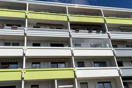 Wohnung Teutschenthal Langenbogen - 2 Zimmer, 55 m&sup2;, 330&euro; | Angebot:26796964