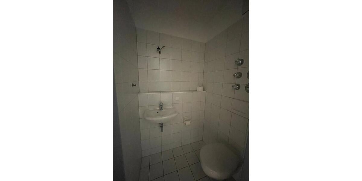 Etagenwohnung Veitshöchheim - 3 Zimmer, 79 m&sup2;, 1.190&euro; | Angebot:24520435