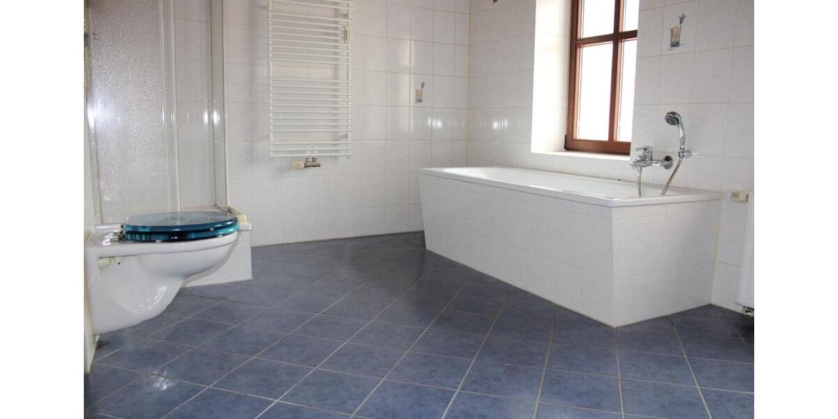 Etagenwohnung Torgau - 2 Zimmer, 71 m&sup2;, 490&euro; | Angebot:10633542