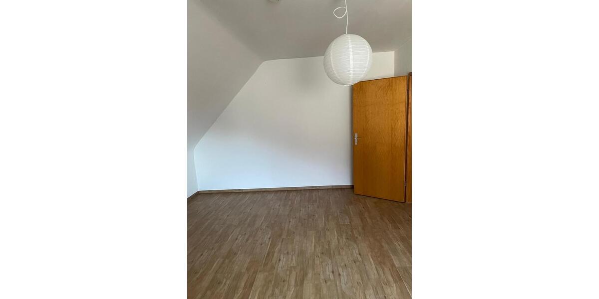 Etagenwohnung Bad Nenndorf - 2 Zimmer, 80 m&sup2;, 640&euro; | Angebot:25966622