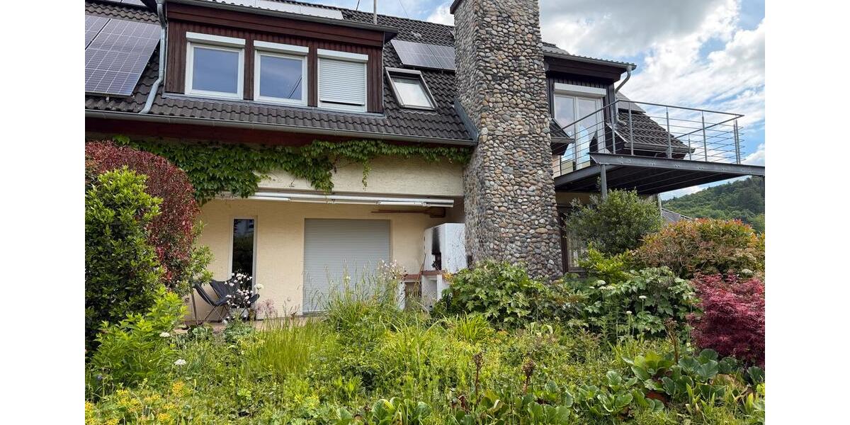 Dachgeschoßwohnung Offenburg Elgersweier - 4 Zimmer, 103 m&sup2;, 1.100&euro; | Angebot:26654963