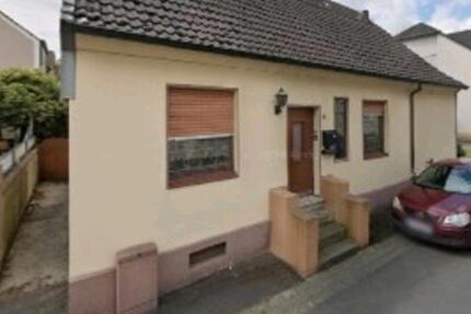 Haus Dortmund Brackel - 5 Zimmer, 135 m&sup2;, 1.350&euro; | Angebot:25371512