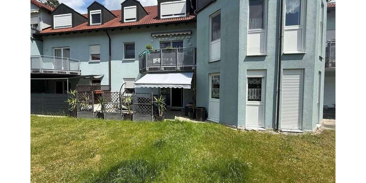 Etagenwohnung Weiden - 3 Zimmer, 94 m&sup2;, 920&euro; | Angebot:27080696