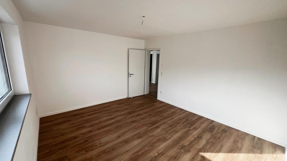 Einfamilienhaus Bodenwöhr - 5 Zimmer, 161 m&sup2;, 1.300&euro; | Angebot:25989342