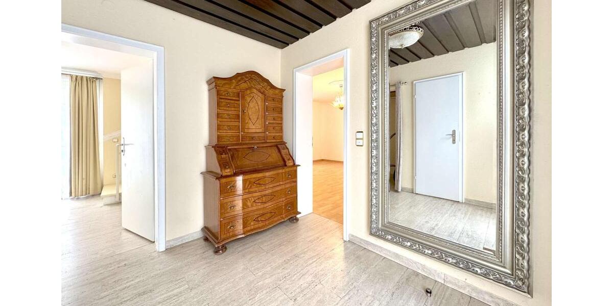 Einfamilienhaus München Sendling-Westpark - 3 Zimmer, 180 m&sup2;, 3.350&euro; | Angebot:26586678