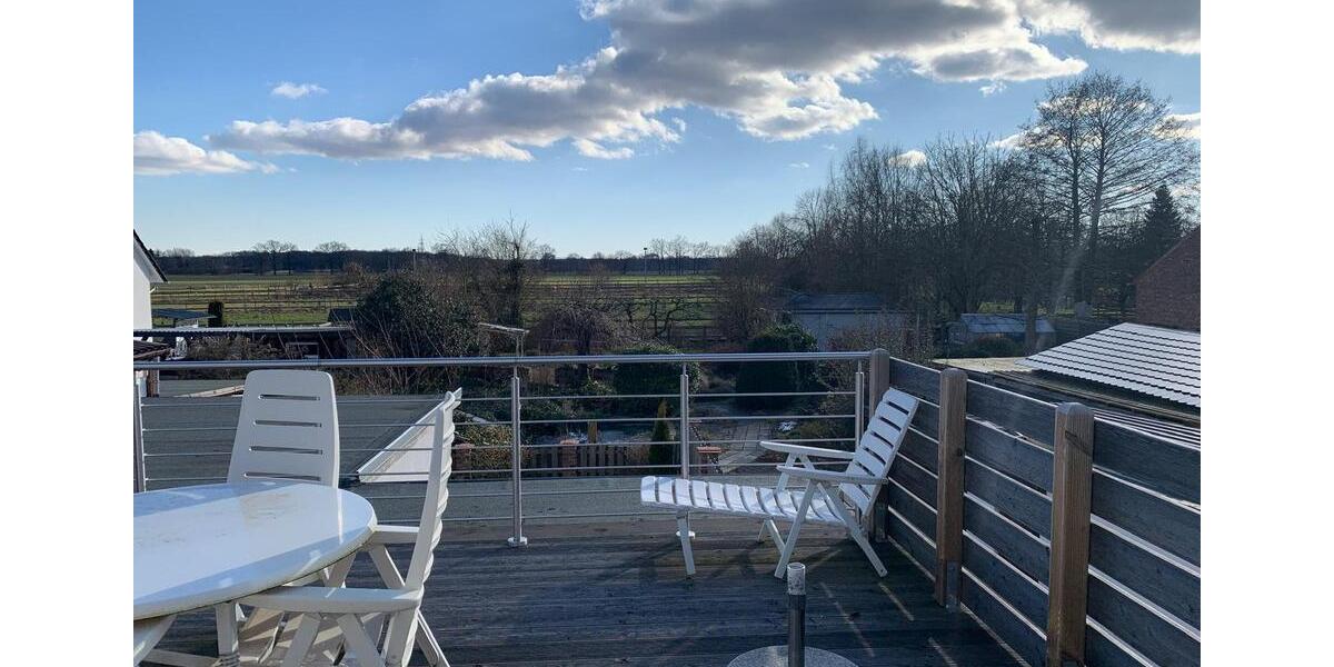 Schöne Dachgeschoßwohnung mit Dachterrasse, Jembke Wolfsburg 3.5 zimmer