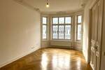 Mittendrin und ruhig - 5 Zimmer WHG, ca. 134 m², WG geeignet, im 3. OG am Steindamm, St. Georg