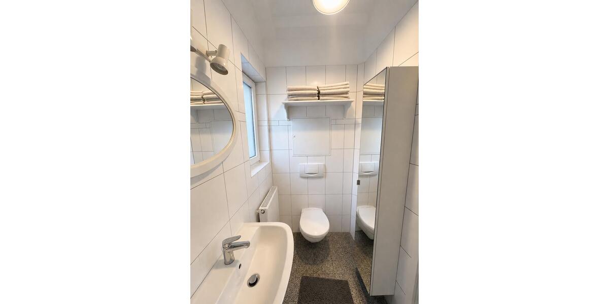 Etagenwohnung Köln Innenstadt - 1 Zimmer, 20 m&sup2;, 120&euro; | Angebot:26701735