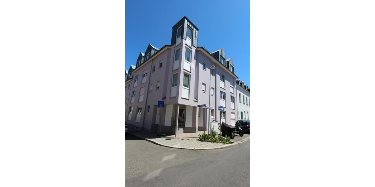 Etagenwohnung Glauchau - 1 Zimmer, 32 m&sup2;, 200&euro; | Angebot:25079476