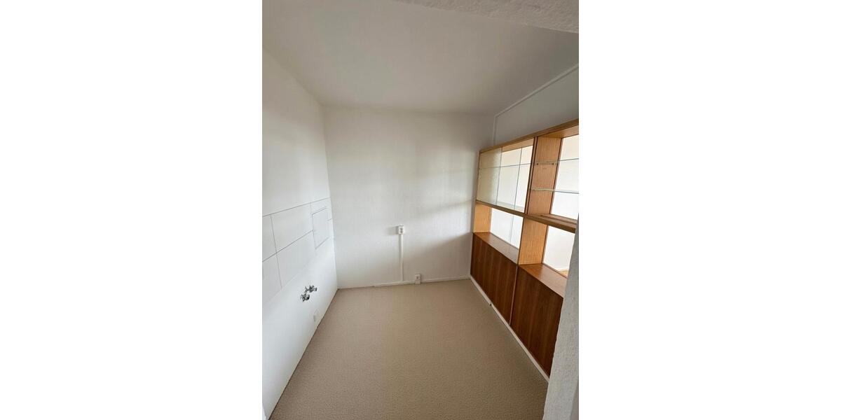 Etagenwohnung Schönebeck (Elbe) - 2 Zimmer, 47 m&sup2;, 300&euro; | Angebot:25976707