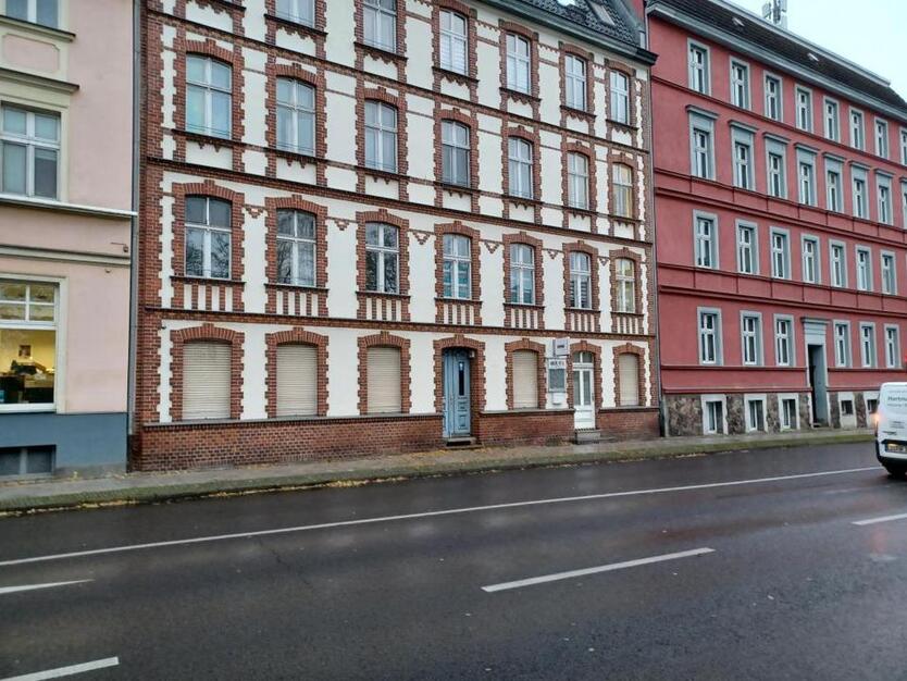 Attraktive Gewerbeeinheit in guter Lage – Erdgeschoss, vielseitig nutzbar!