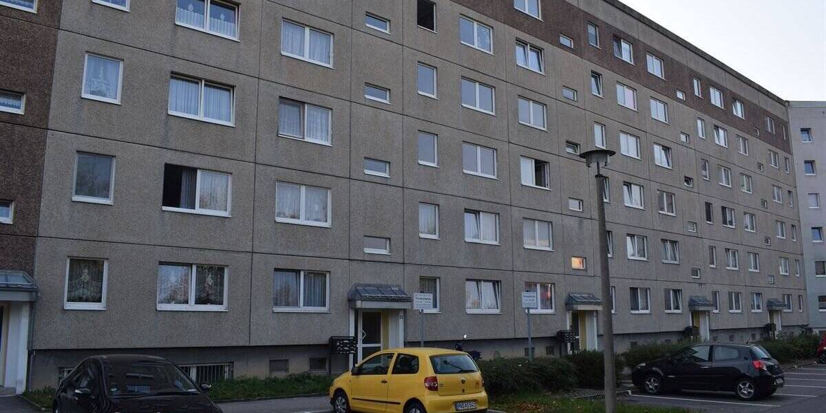 Etagenwohnung Hainichen - 3 Zimmer, 54 m&sup2;, 275&euro; | Angebot:25999887