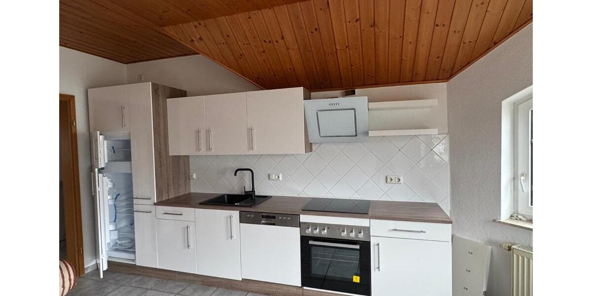 Dachgeschoßwohnung Weilmünster - 3 Zimmer, 123 m&sup2;, 900&euro; | Angebot:25944225