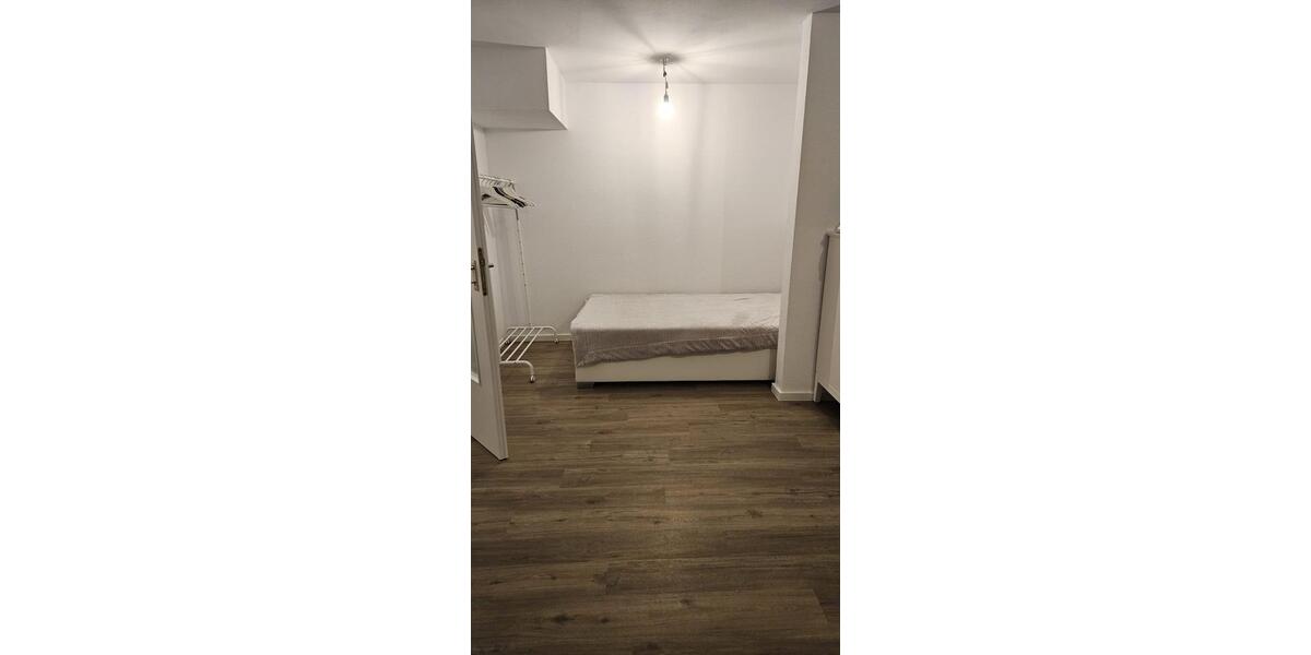 Etagenwohnung Köln Ehrenfeld - 1 Zimmer, 43 m&sup2;, 1.020&euro; | Angebot:26566476