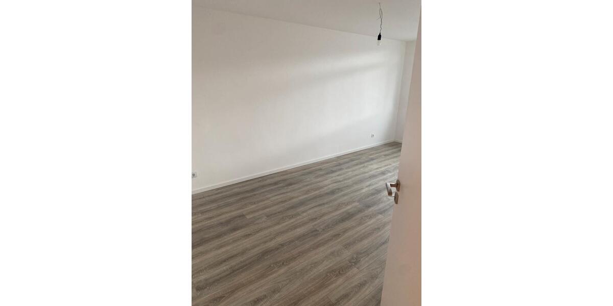 Etagenwohnung Bergneustadt - 2 Zimmer, 70 m&sup2;, 750&euro; | Angebot:25305735