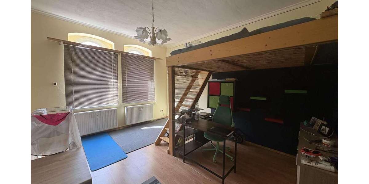 Etagenwohnung Zwickau Pölbitz - 1 Zimmer, 35 m&sup2;, 212&euro; | Angebot:26824775