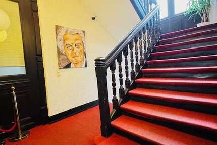 Wohnung Wiesbaden Biebrich - 3 Zimmer, 125 m&sup2;, 1.250&euro; | Angebot:24748626