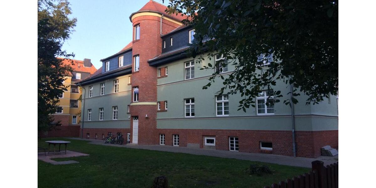 Erdgeschoßwohnung Calbe (Saale) - 2 Zimmer, 50 m&sup2;, 300&euro; | Angebot:24696284