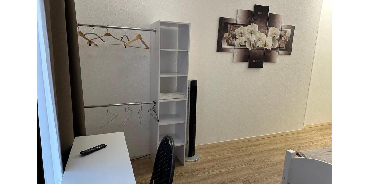 Wohnen auf Zeit Untereisesheim - 1 Zimmer, 8 m&sup2;, 690&euro; | Angebot:26213598