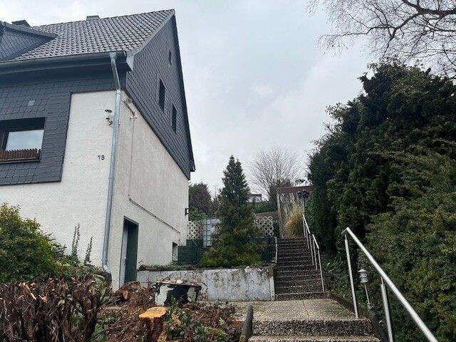 Einfamilienhaus Gevelsberg - 6 Zimmer, 125 m&sup2;, 900&euro; | Angebot:24992464