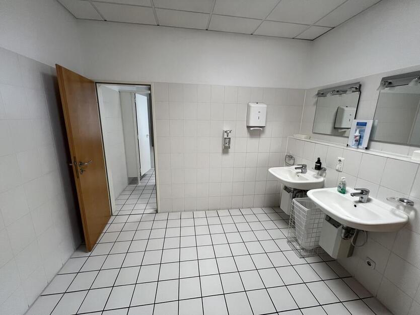 Büros zur Miete: von 208 m² bis 1.011 m² zimmer