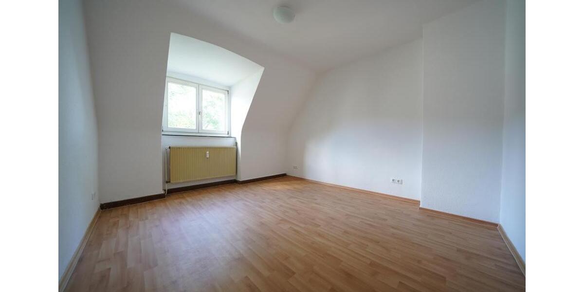 Dachgeschoßwohnung Bebra - 3 Zimmer, 54 m&sup2;, 385&euro; | Angebot:26553858
