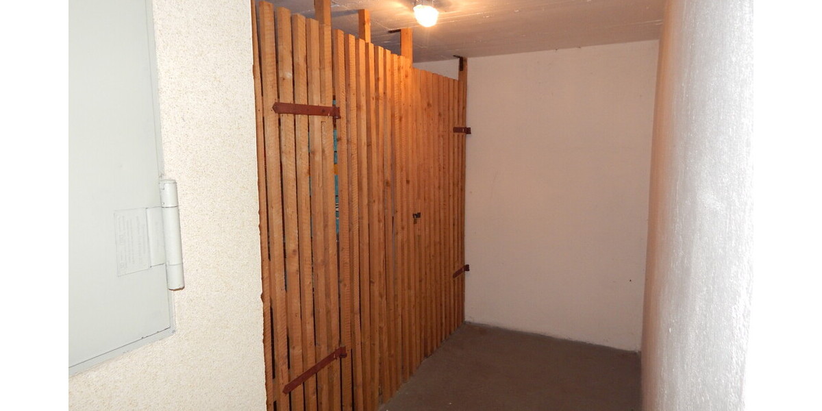 2-Zimmer-Mietwohnung in Freilassing, Ortsteil Hofham. 1. Obergeschoss mit Südbalkon. Frei ab sofort. - Etagenwohnung Freilassing Freilassing | Angebot:26723305