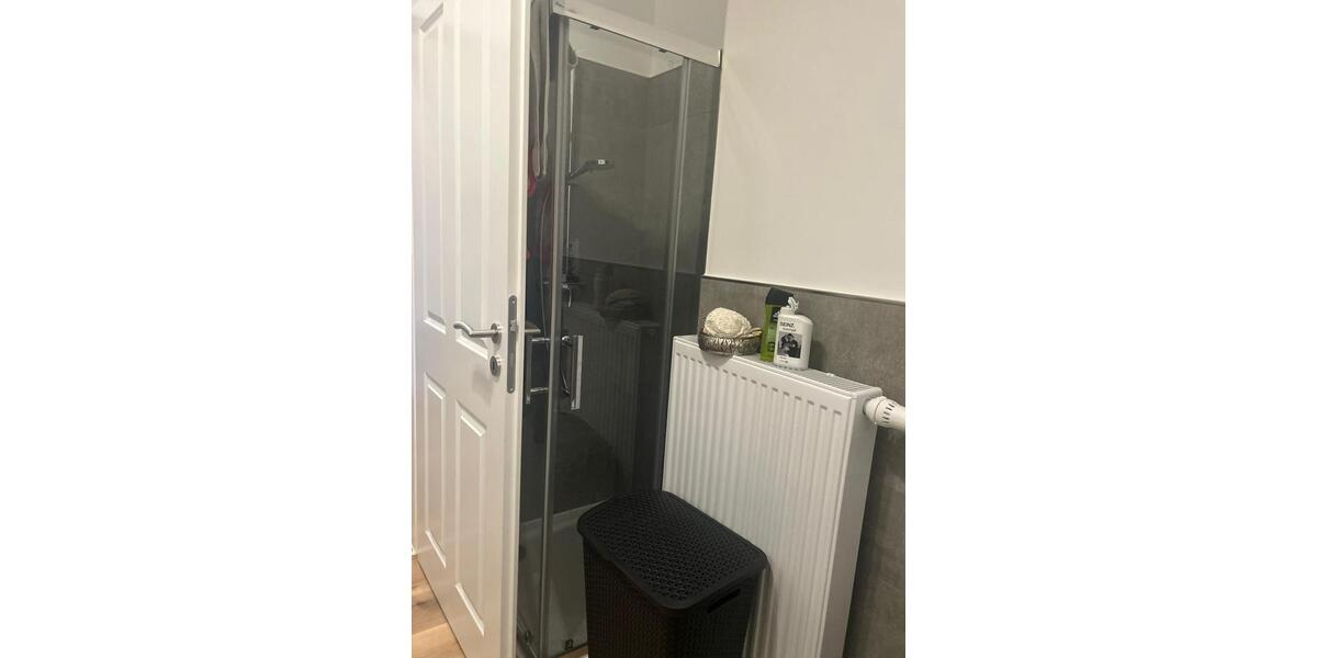 4 Raum Wohnung * 100qm * ab Februar 2026 4 zimmer