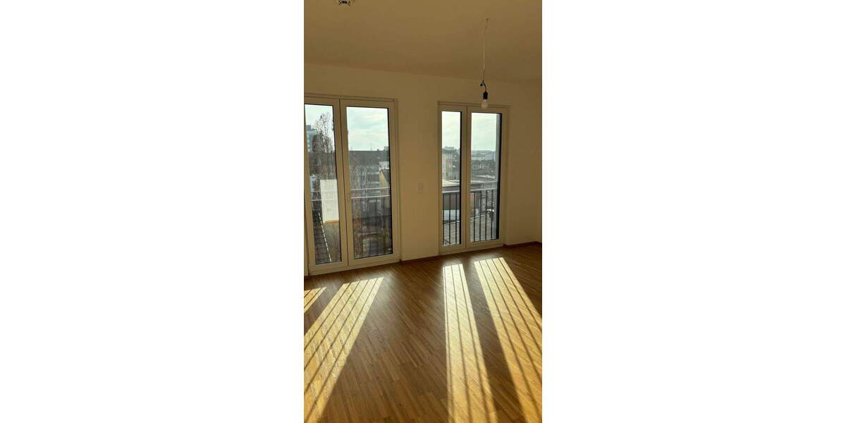 Etagenwohnung Offenbach am Main Hafen - 4 Zimmer, 154 m&sup2;, 2.695&euro; | Angebot:24277698