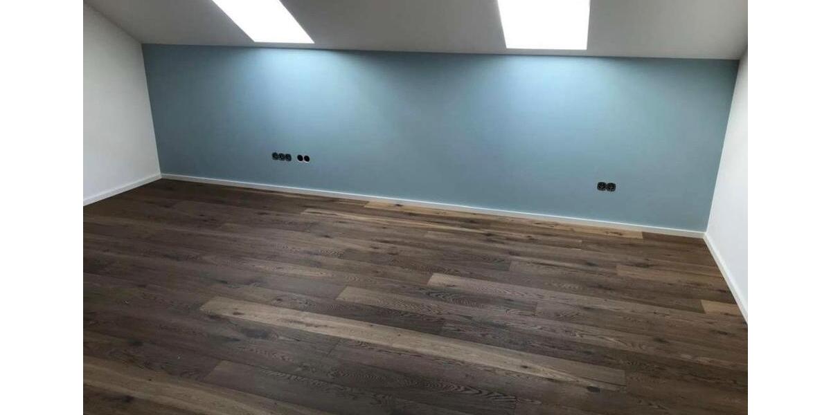 Dachgeschoßwohnung Ruderting - 4 Zimmer, 120 m&sup2;, 950&euro; | Angebot:25935688