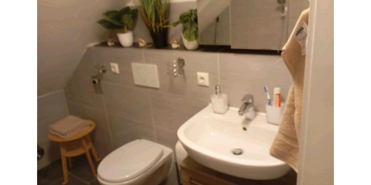 Dachgeschoßwohnung Hameln Kernstadt - 3 Zimmer, 65 m&sup2;, 490&euro; | Angebot:26588544