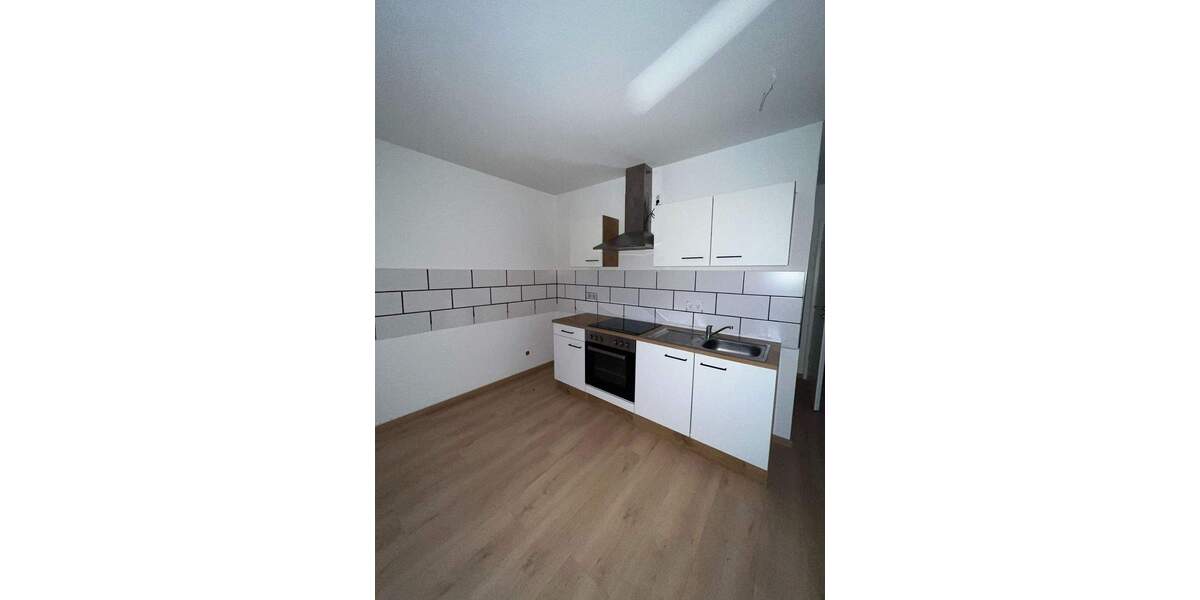 Etagenwohnung Merseburg (Saale Merseburg - 4 Zimmer, 117 m&sup2;, 800&euro; | Angebot:26723151