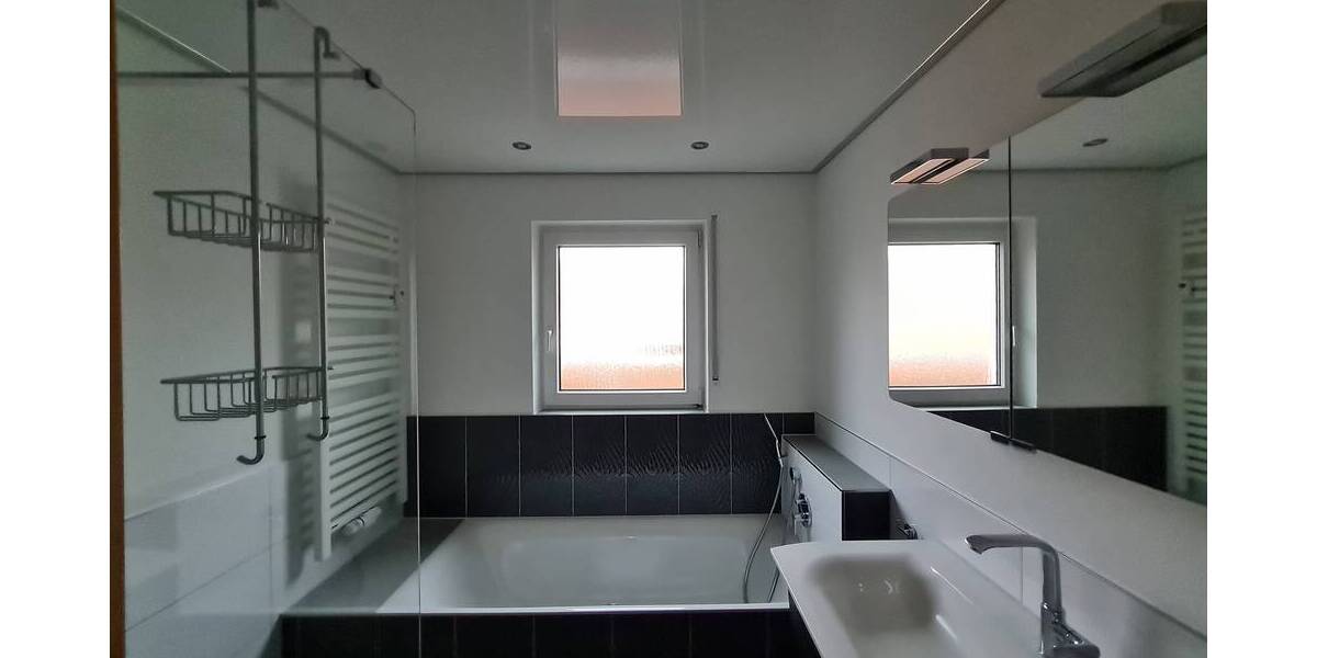 Schöne 4-Zimmerwohnung mit Balkon in traumhafter Lage in HN-Sontheim zu vermieten 4 zimmer