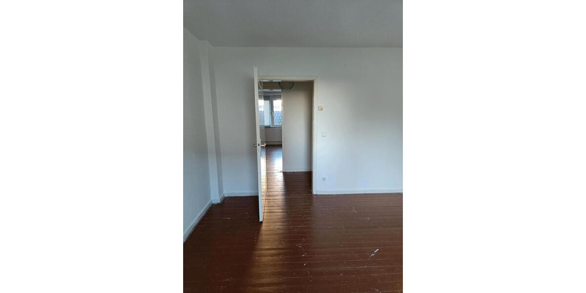 Erdgeschoßwohnung Solingen Mitte - 1 Zimmer, 45 m&sup2;, 590&euro; | Angebot:26545965