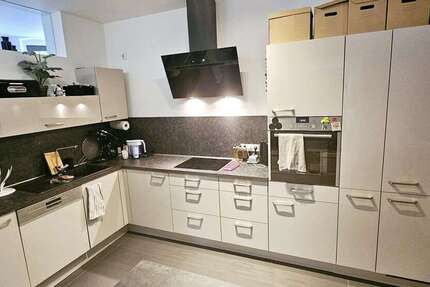 Wohnung Zwickau Nordvorstadt - 5 Zimmer, 155 m&sup2;, 950&euro; | Angebot:26963461