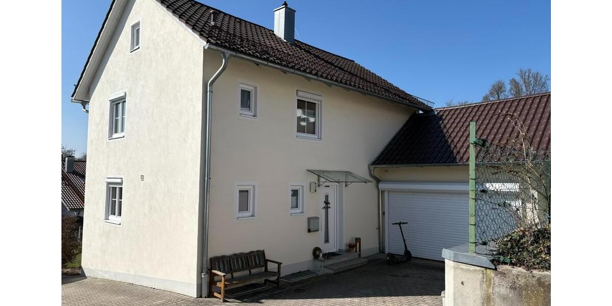 Einfamilienhaus Eggenfelden - 4 Zimmer, 95 m&sup2;, 890&euro; | Angebot:26628089