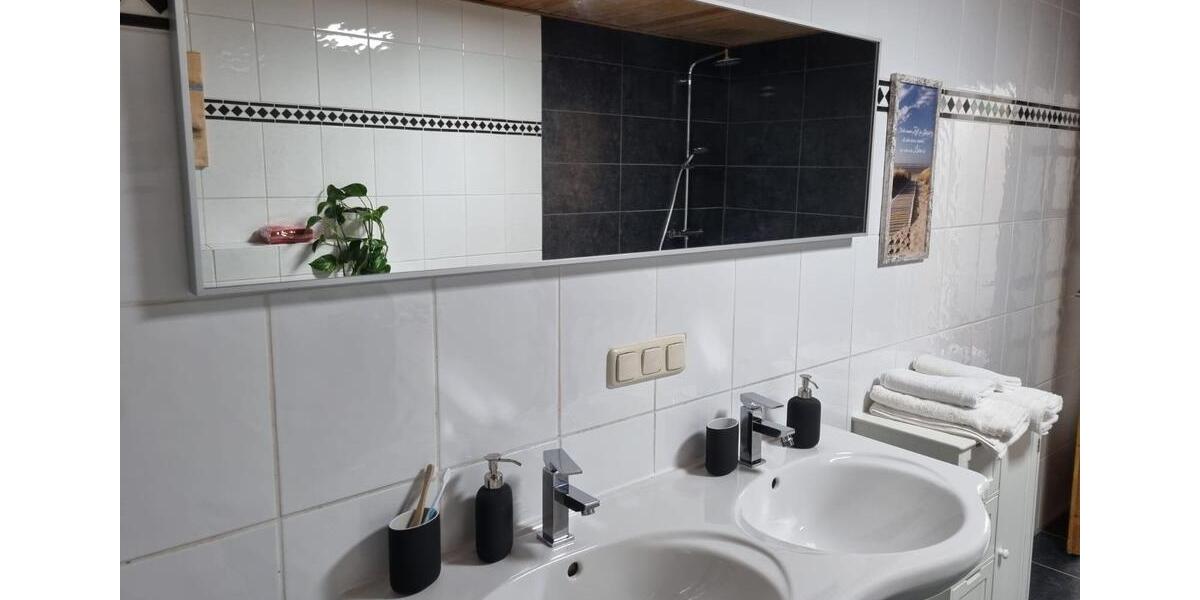 Wohnen auf Zeit Ainring - 1 Zimmer, 15 m&sup2;, 575&euro; | Angebot:24765887