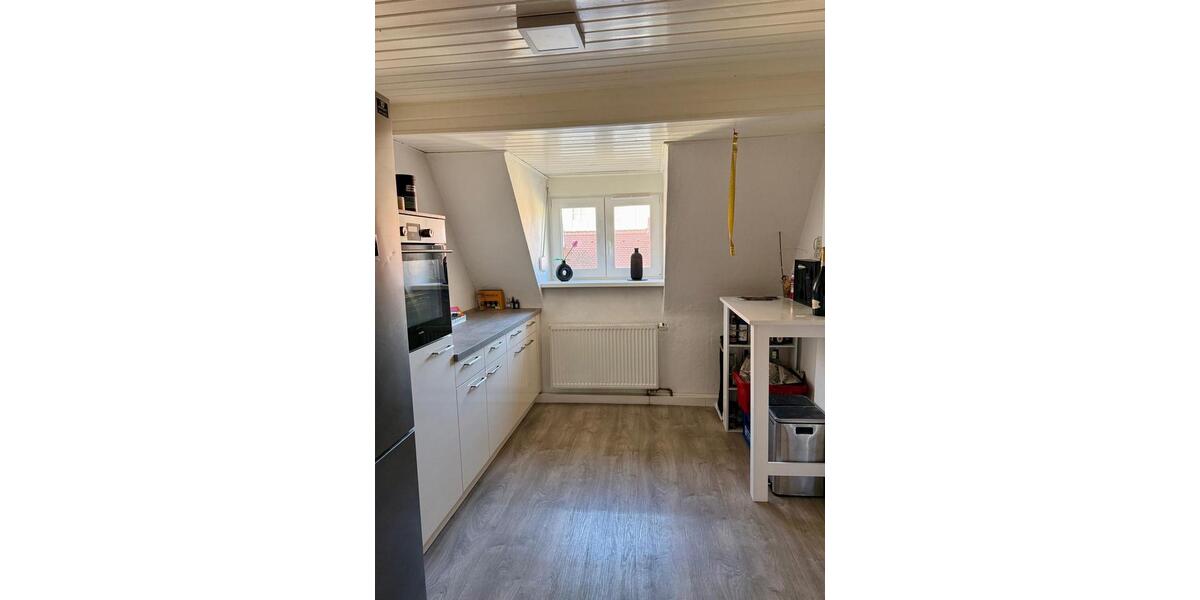 Dachgeschoßwohnung Kempten (Allgäu) - 3.5 Zimmer, 69 m&sup2;, 900&euro; | Angebot:26013041