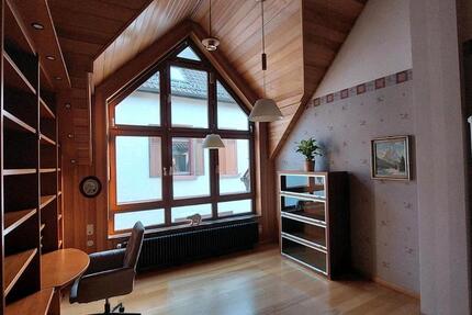 Wohnung Friedberg (Hessen) - 4 Zimmer, 125 m&sup2;, 1.450&euro; | Angebot:24756673