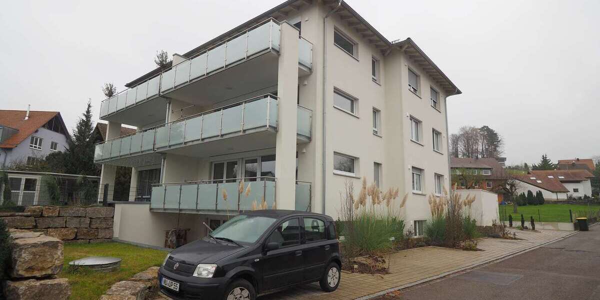 Etagenwohnung Vöhringen - 3 Zimmer, 105 m&sup2;, 1.250&euro; | Angebot:24980334